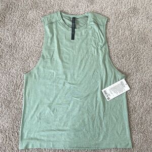 NWT Lululemon Metal Vent Tech Sleeveless 2.0 size L